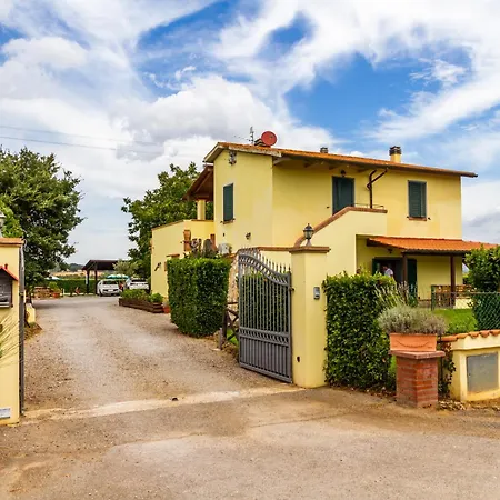 Casale Fattoria Benaris Marsiliana
